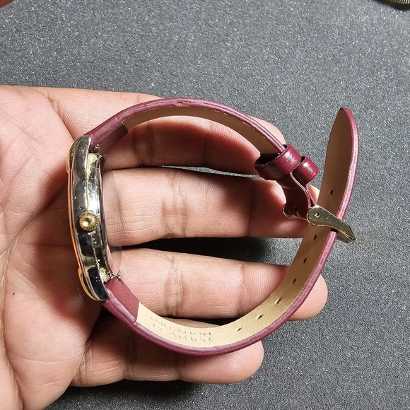 Vintage Time America Ladies Quartz Watch Silver/gold Tone Date Just Working show - Picture 7 of 9